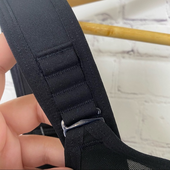 ✔️SOLD NWT Lane Bryant LIVI High Impact Sports Bra Black - Picture 8 of 11